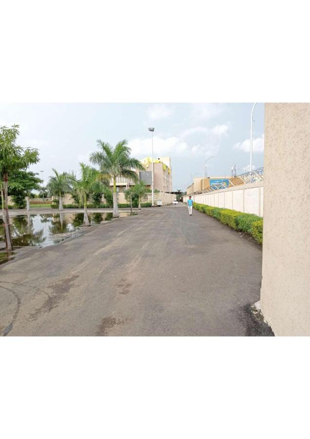 The Celestial Park, Bhopal Hotel ภายนอก รูปภาพ