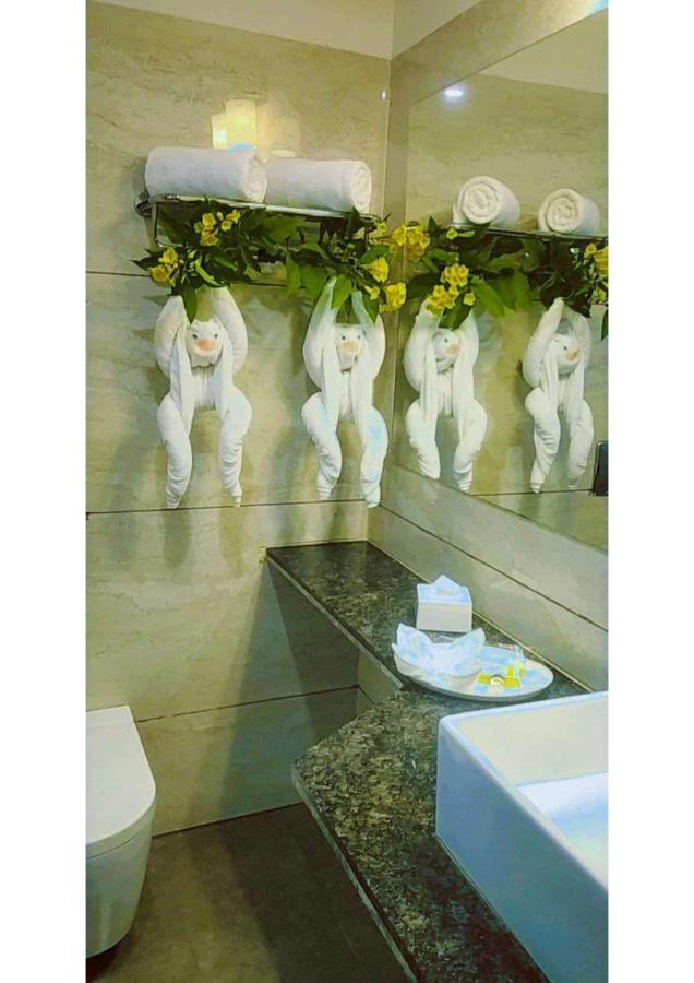 The Celestial Park, Bhopal Hotel ภายนอก รูปภาพ